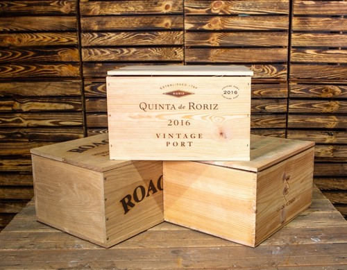 Wooden wine box crate - box, lid